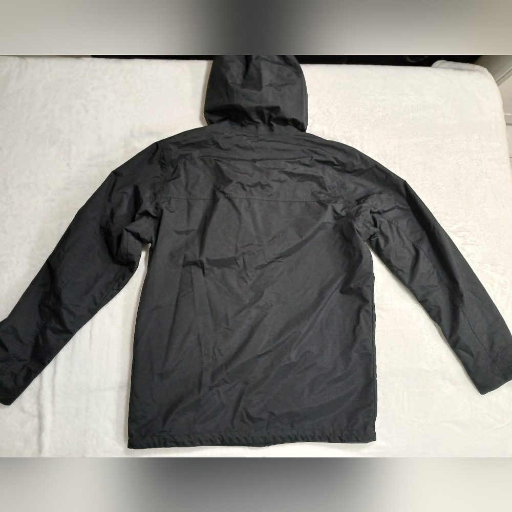 Columbia Omni-Tech Black Hooded Waterproof Rain Jacket Size M - Picture 10 of 10
